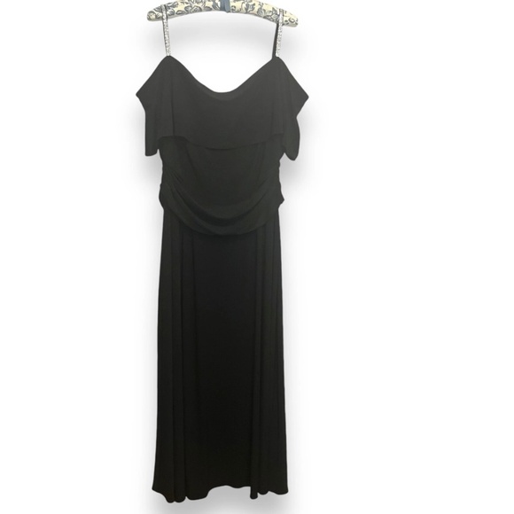 R&M Richards‎ Woman Long Black Evening Formal Dress Rhinestones Sz 20W - Picture 1 of 13